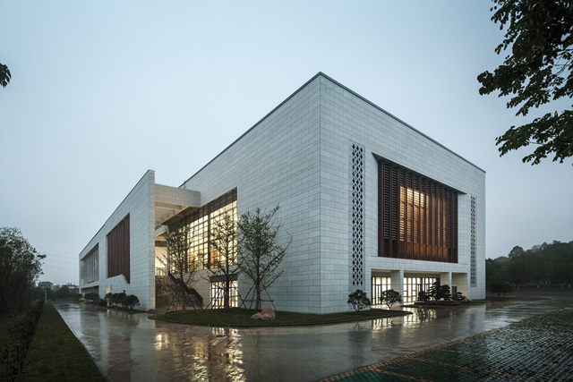 �Sɽ�W(xu��)Ժ�L(f��ng)��و�(ch��ng)